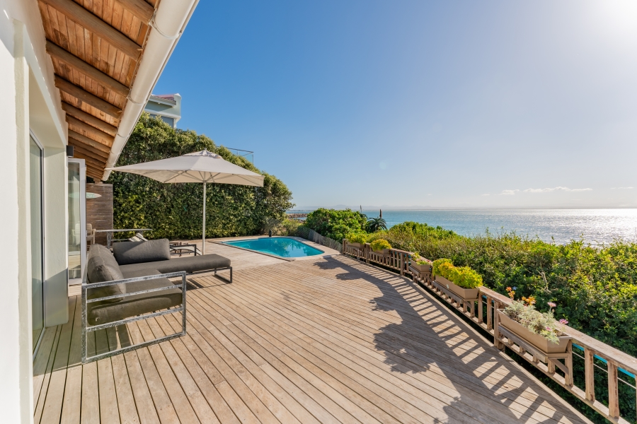 3 Bedroom Property for Sale in St Francis On Sea Eastern Cape